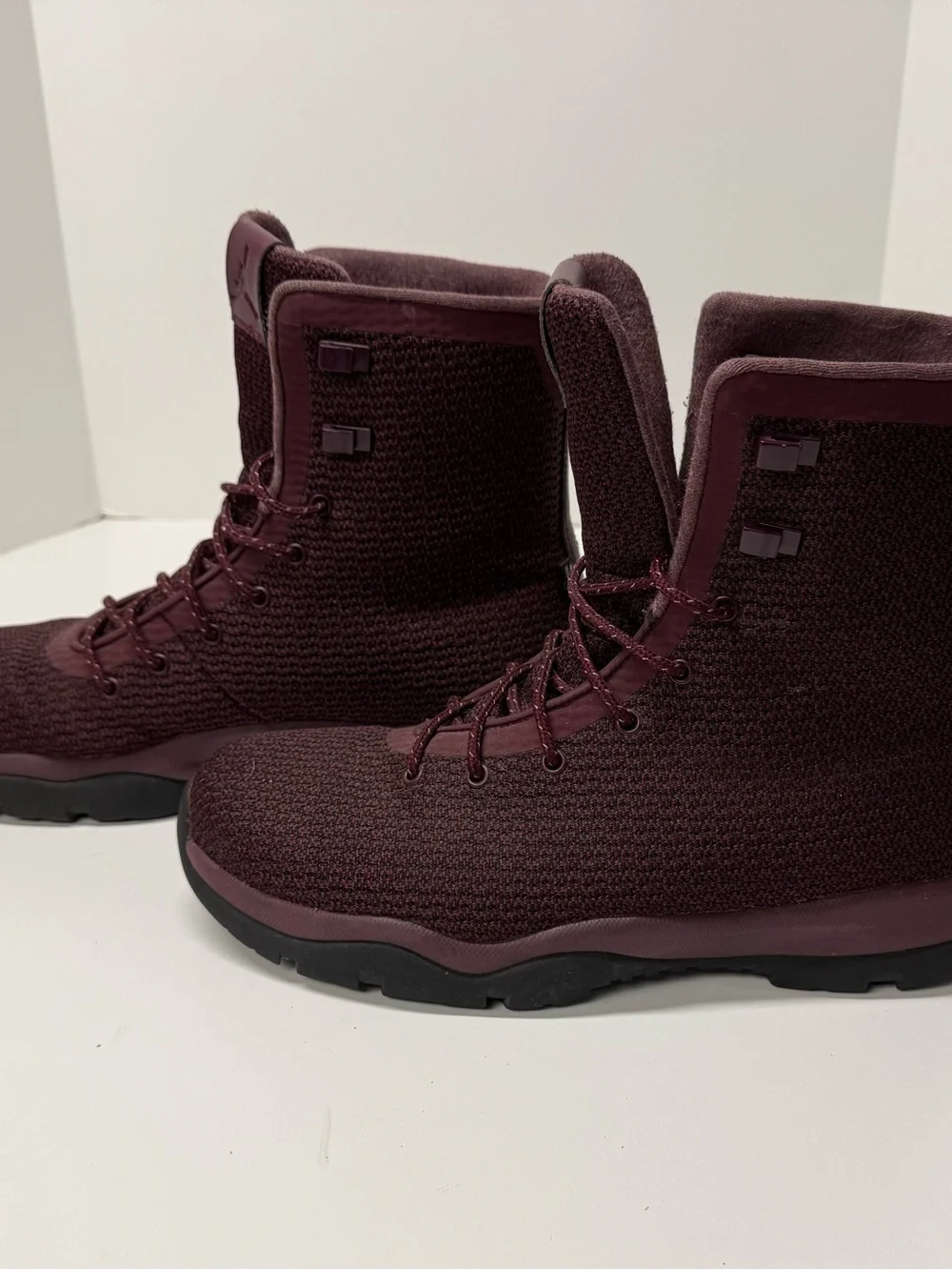 Men’s Jordan event, waterproof burgundy, high top boots